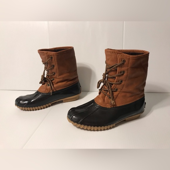 Shoes - The Original duck boot Arianna winter snow rain mid calf boot women size 7.5 M